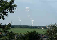 schornstein-lippendorf-2-k.jpg (48064 Byte)